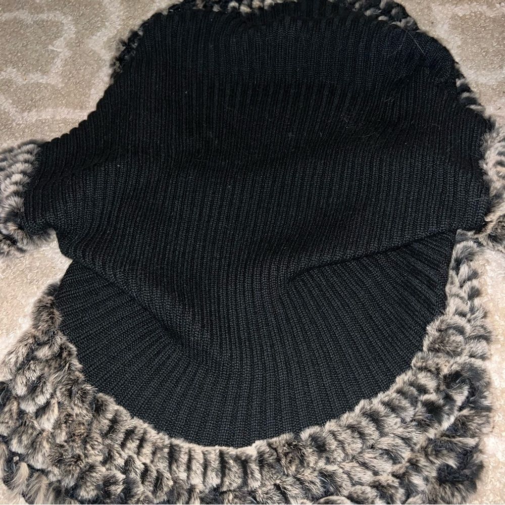 Bugatteli size L Chic Faux Fur vest - Black and tan